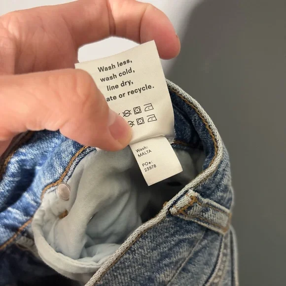 Reformation Liza Ultra High Rise Straight Jeans in Malta Wash Size 25 - Picture 6 of 6